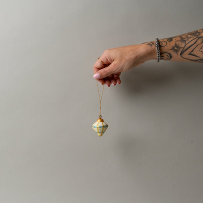 Mini ornement en papier mâché fait à la main