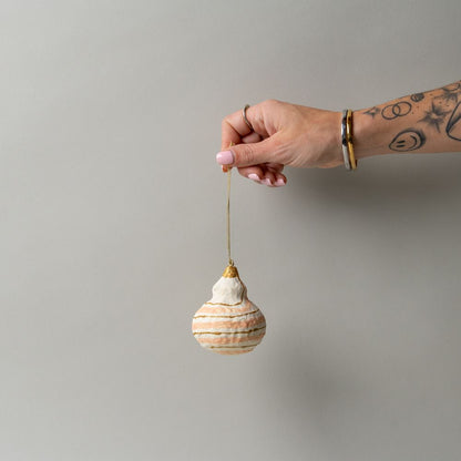 Ornement en papier mâché fait main - Forme courbe