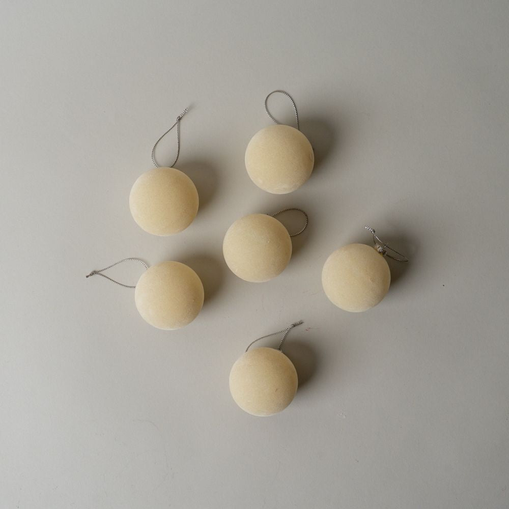 Ensemble de boules floquées