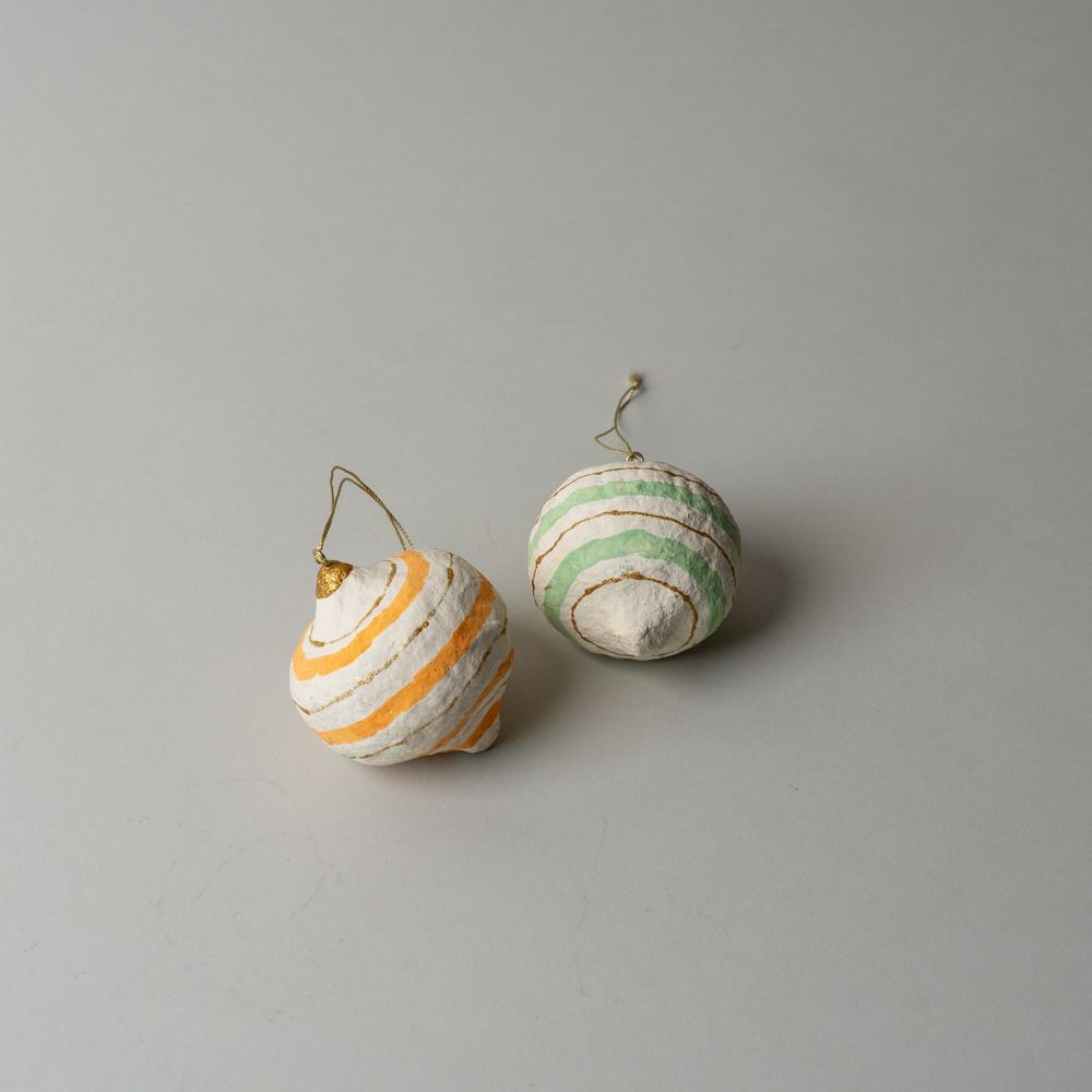 Ornement en papier mâché fait main - Forme d'oignon