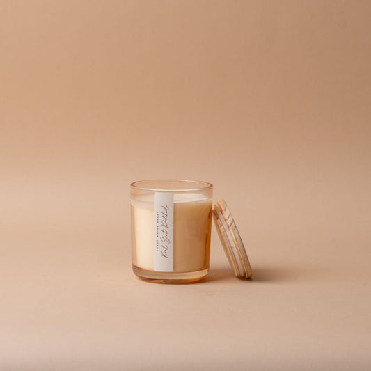 Bougie au soja, au patchouli et au palo santo